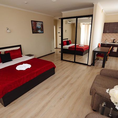 Lolo'S Bliss Hotel Кишинёв Экстерьер фото