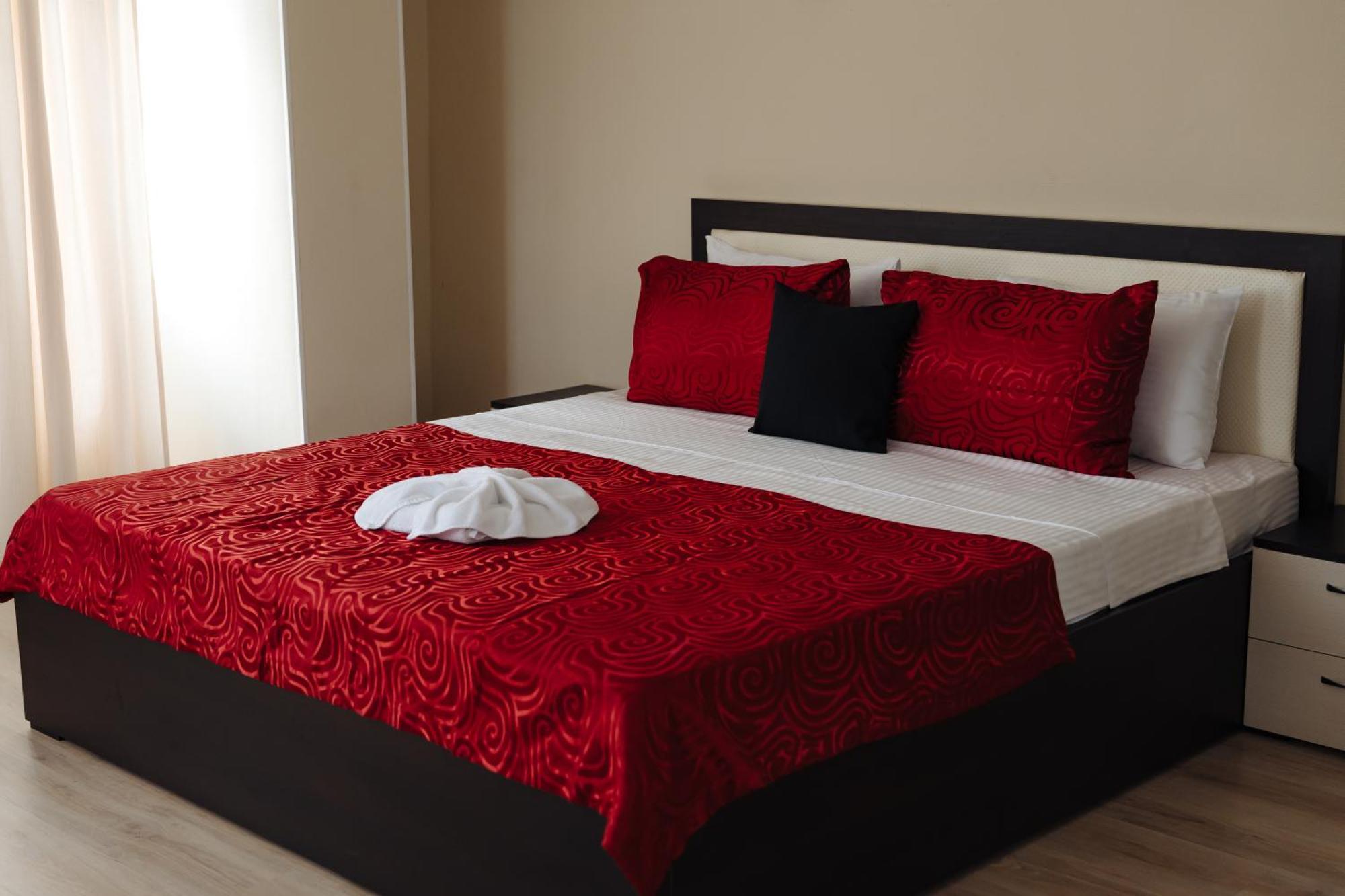 Lolo'S Bliss Hotel Кишинёв Экстерьер фото