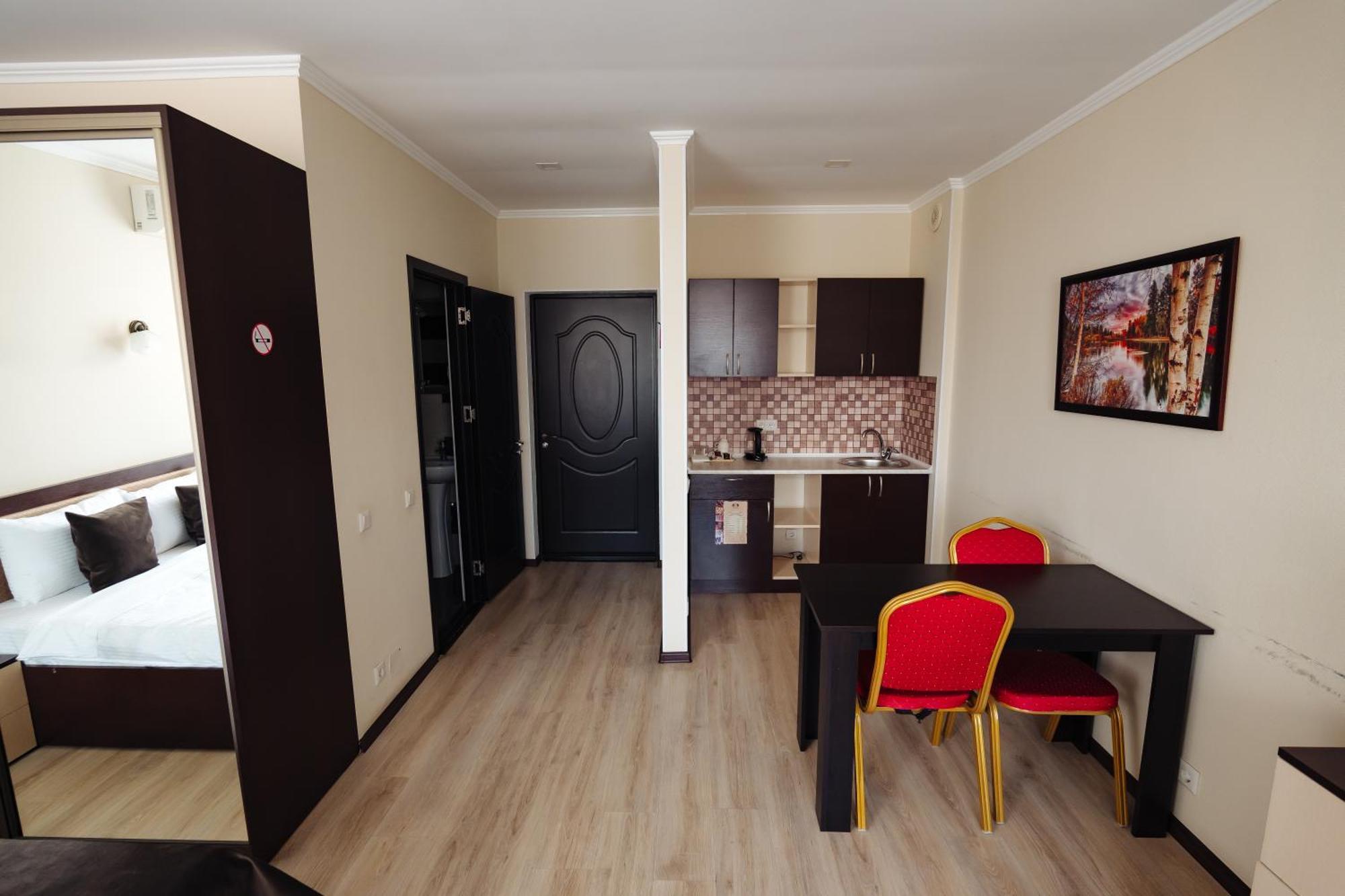 Lolo'S Bliss Hotel Кишинёв Экстерьер фото