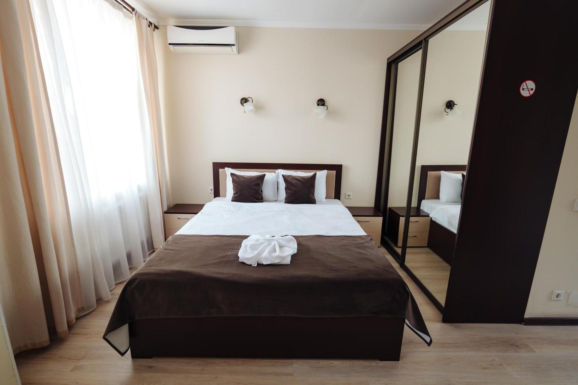 Lolo'S Bliss Hotel Кишинёв Экстерьер фото