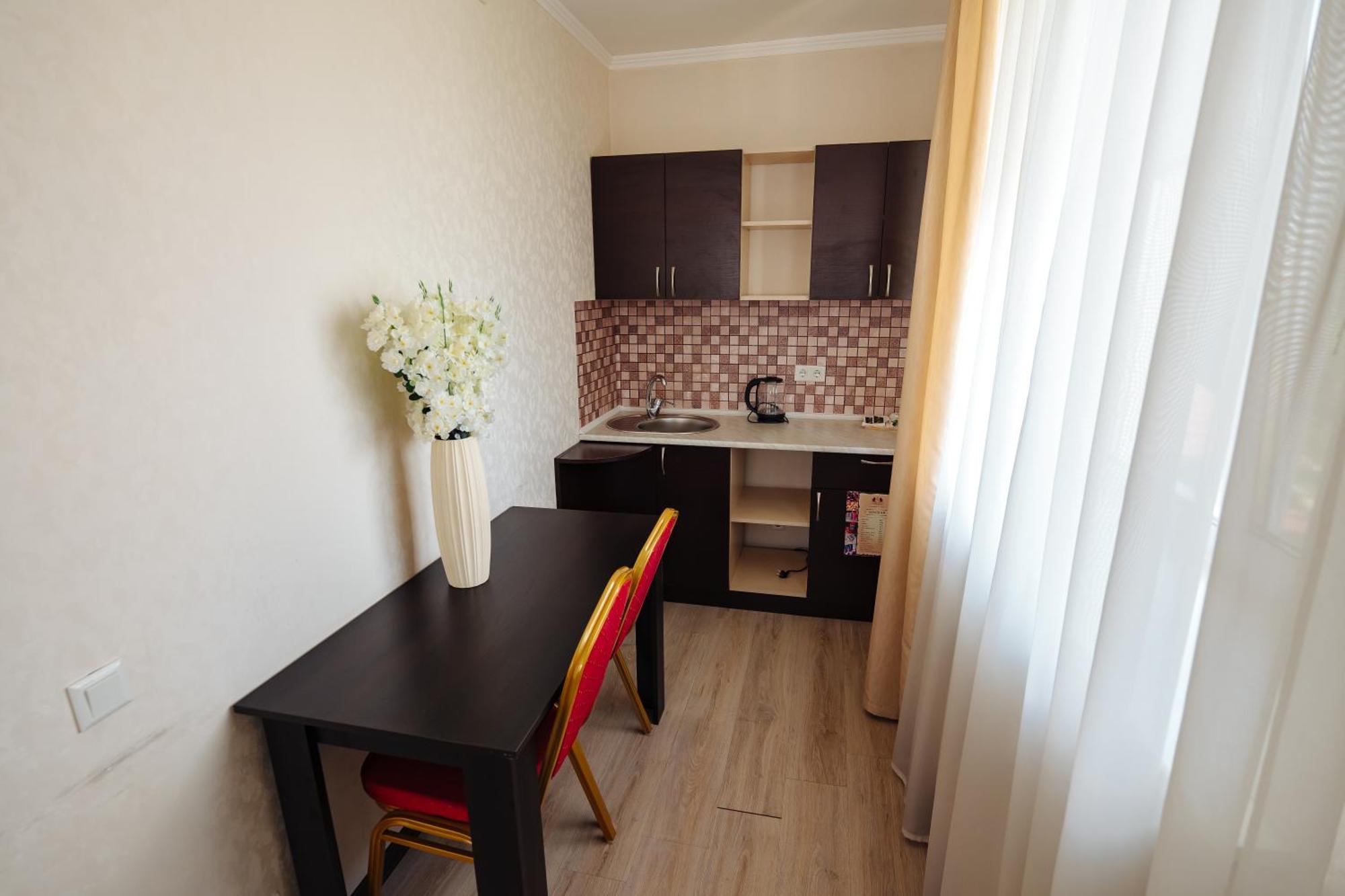 Lolo'S Bliss Hotel Кишинёв Экстерьер фото